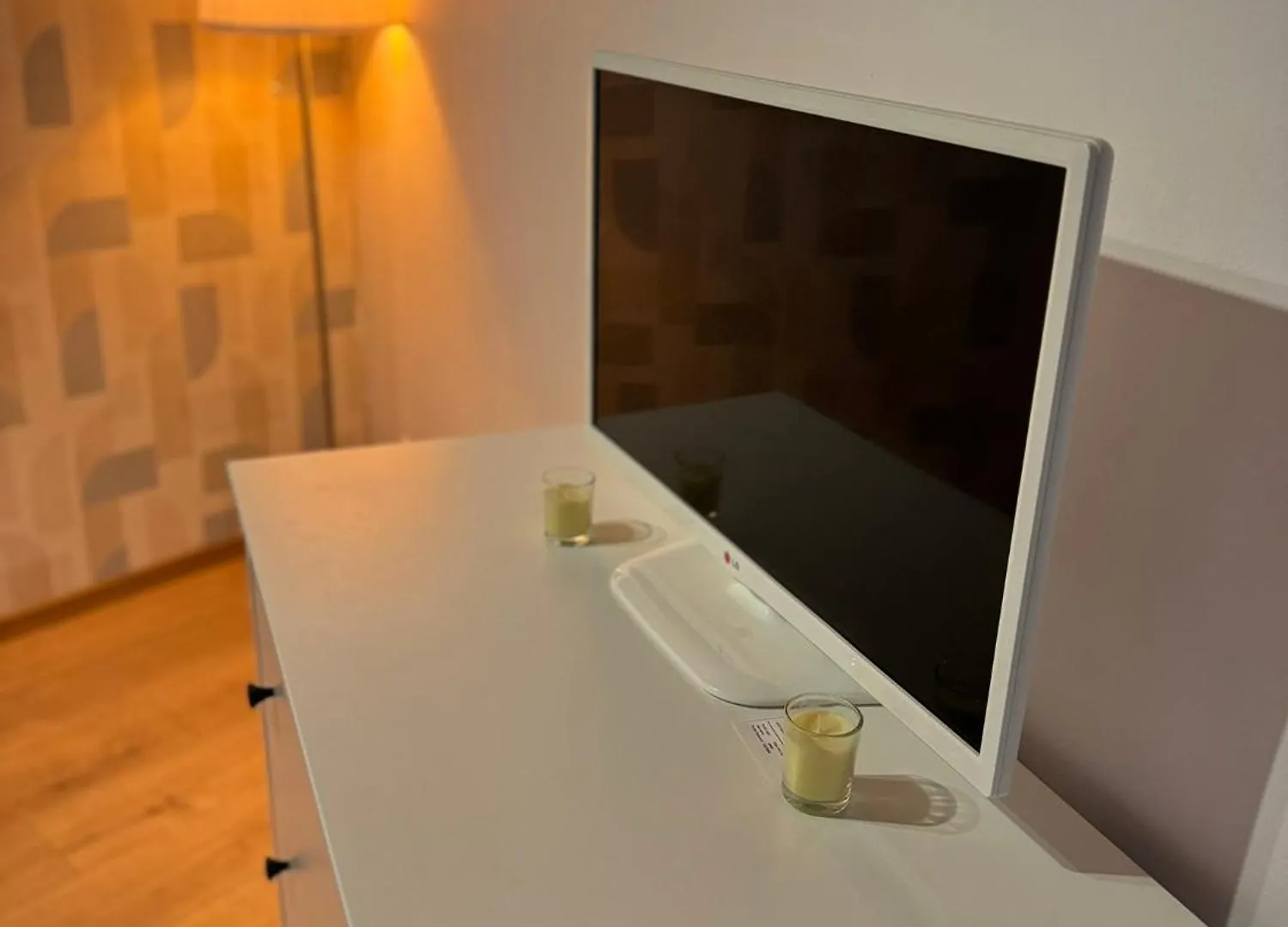 Nepszinhaz Apartment With Ac Budapeste Hungria